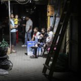 Araber während eines Stromausfalls in Gaza