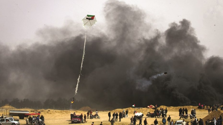 Proteste Gazasstreifen Feuerdrachen
