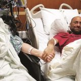 Rabbiner und Patient im Krankenhaus
