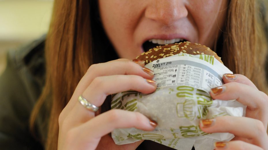A Kosher Cheeseburger? Impossible!