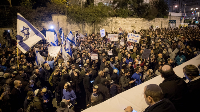 Infuriated by Deadly Terror Attacks, Israelis Demand Netanyahu Act, or Resign
