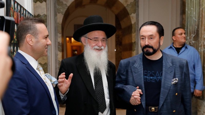 Is the Messiah Waiting for Christians, Jews and Muslims to Join Together?