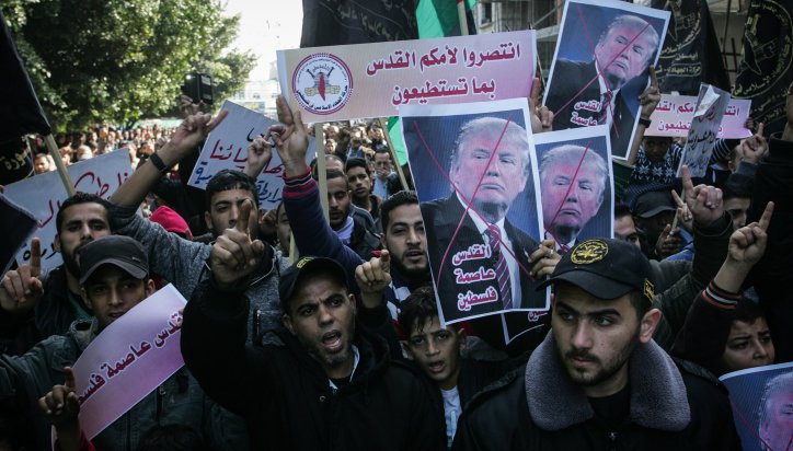 Trump Rebuffs Netanyahu, Says Embassy Won’t Move This Year
