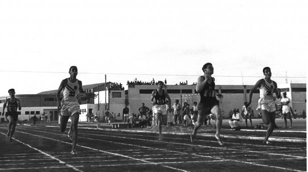 THE 200 M FINAL AT THE 5TH "MACCABIA GAMES", HELD AT THE RAMAT GAN STADIUM.