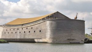Ein originalgetreuer Nachbau der Arche Noah
