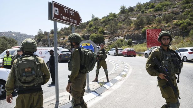 Palestinian Terrorists Bomb Israeli Family, Killing Teenage Girl