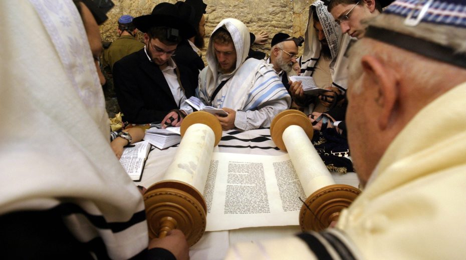 The Bible According to Jewish Chapters