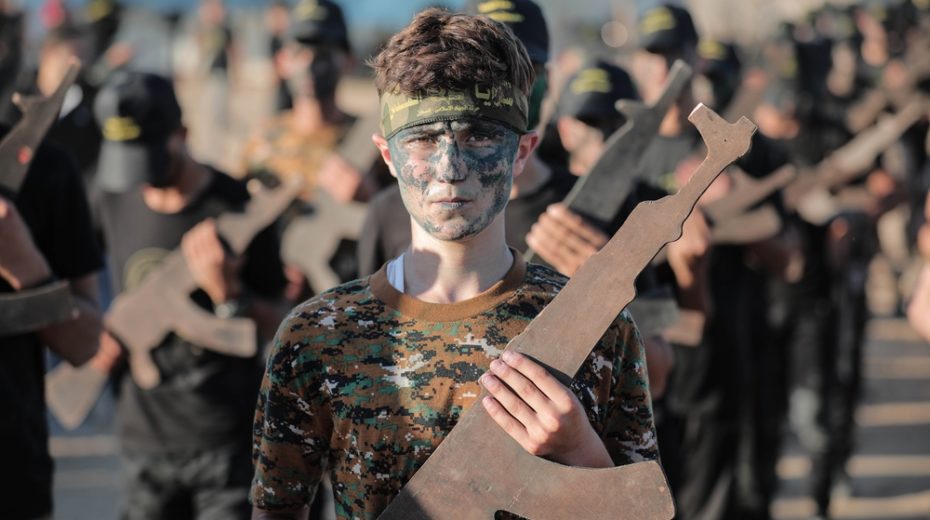Palestinians Condemned Over Use of Child Soldiers Palestinian child soldiers.
