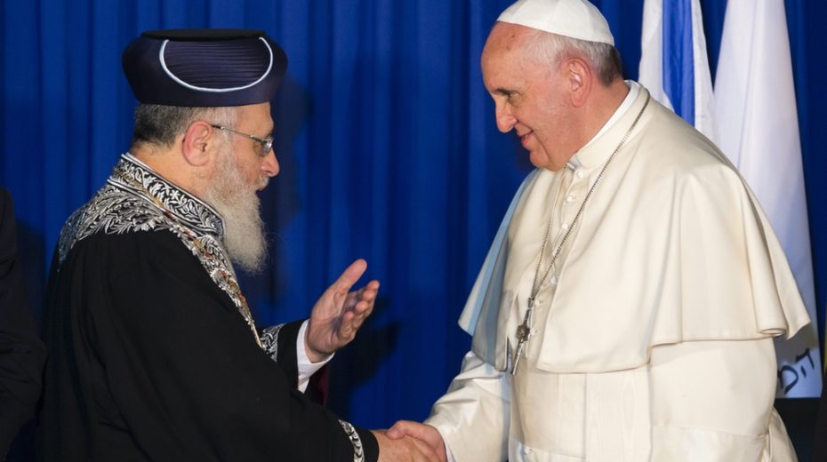 Rabbis Praise Pope, Demand Return of Temple Menorah After Pope Francis endorses Shabbat, rabbis seek return of Temple treasures.