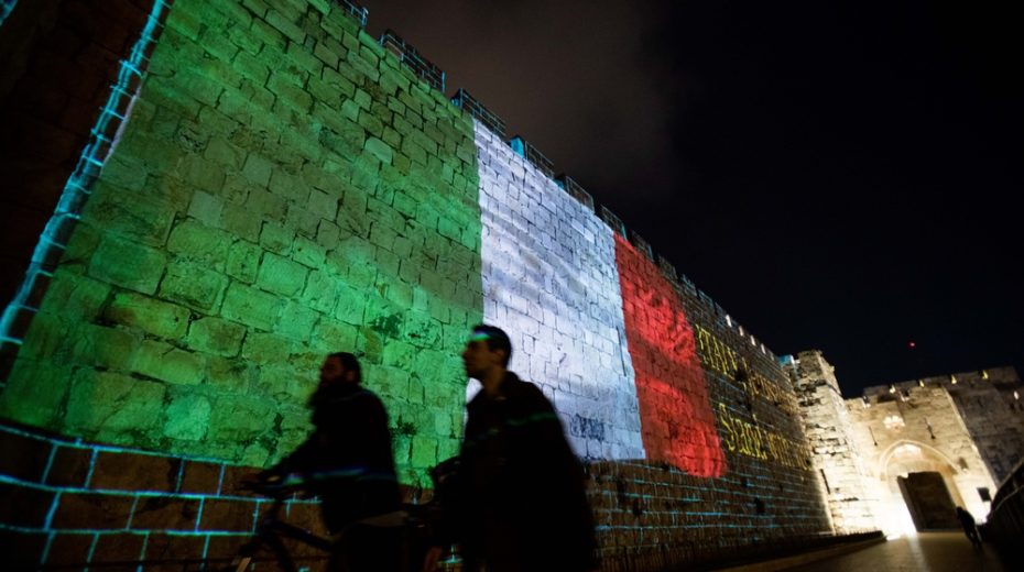 Israel Sends its Love to Italy Israel sends love to Italy during coronavirus crisis.