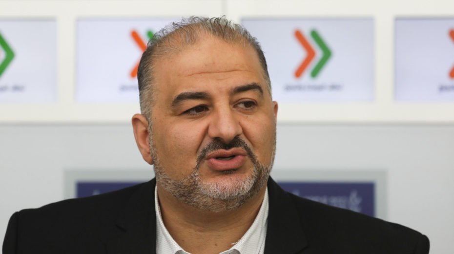 Arab MK Delivers Historic Address on Holocaust Arab Israeli MK delivers historic speech on Holocaust Remembrance Day