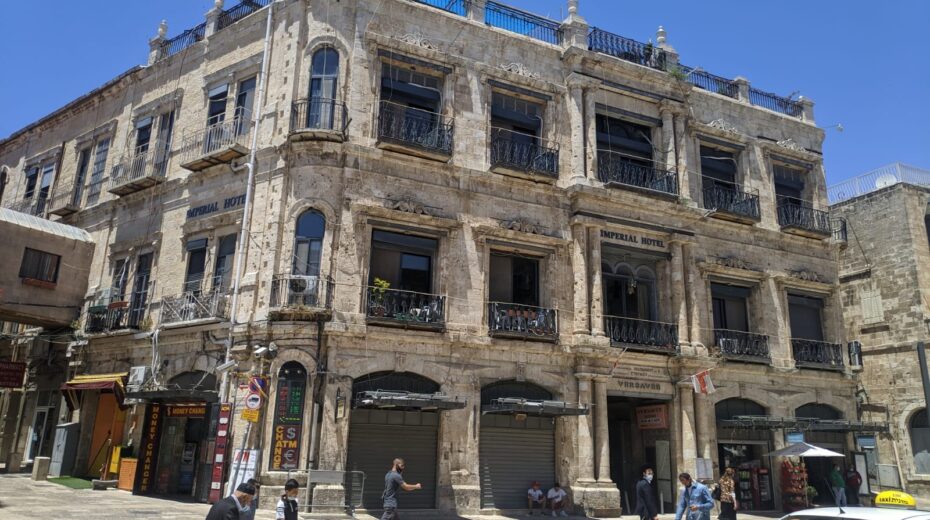 Court Orders Church to Honor Sale of Jerusalem Properties to Israeli ‘Settlers’ Greek Orthodox Church ordered to honor sale of Jerusalem properties to Israeli settler group.