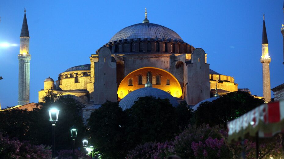 Turkey Seeks to Dominate Sunni Muslim World
