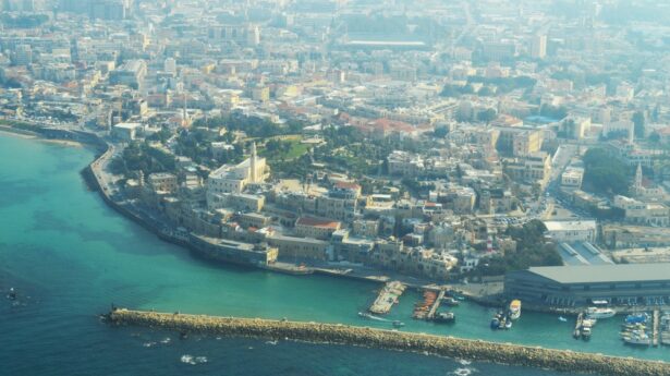 Follow Simon Peter. See Jaffa with us!