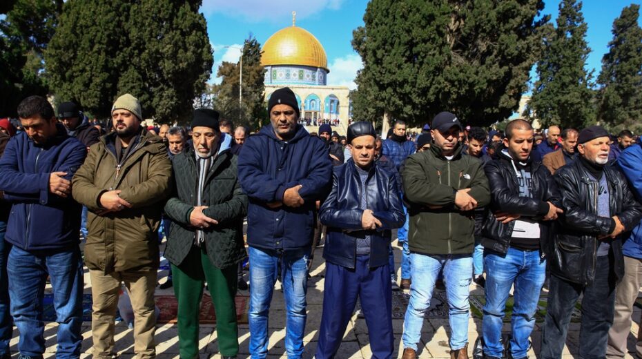 Israel Bars Terror-Praising Muslim Cleric From Temple Mount Palestinian Muslims atop the Temple Mount