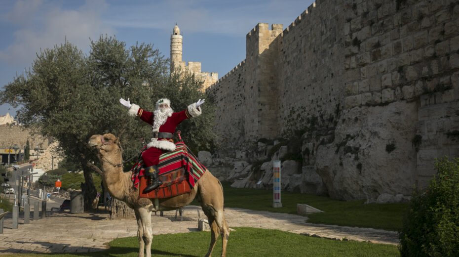 Israelis Who Celebrate Christmas