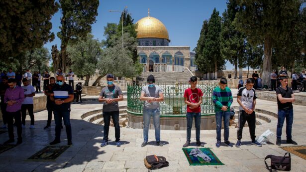 Muslims still pack the Temple Mount every Friday, and Israel wants to offer them vaccines.