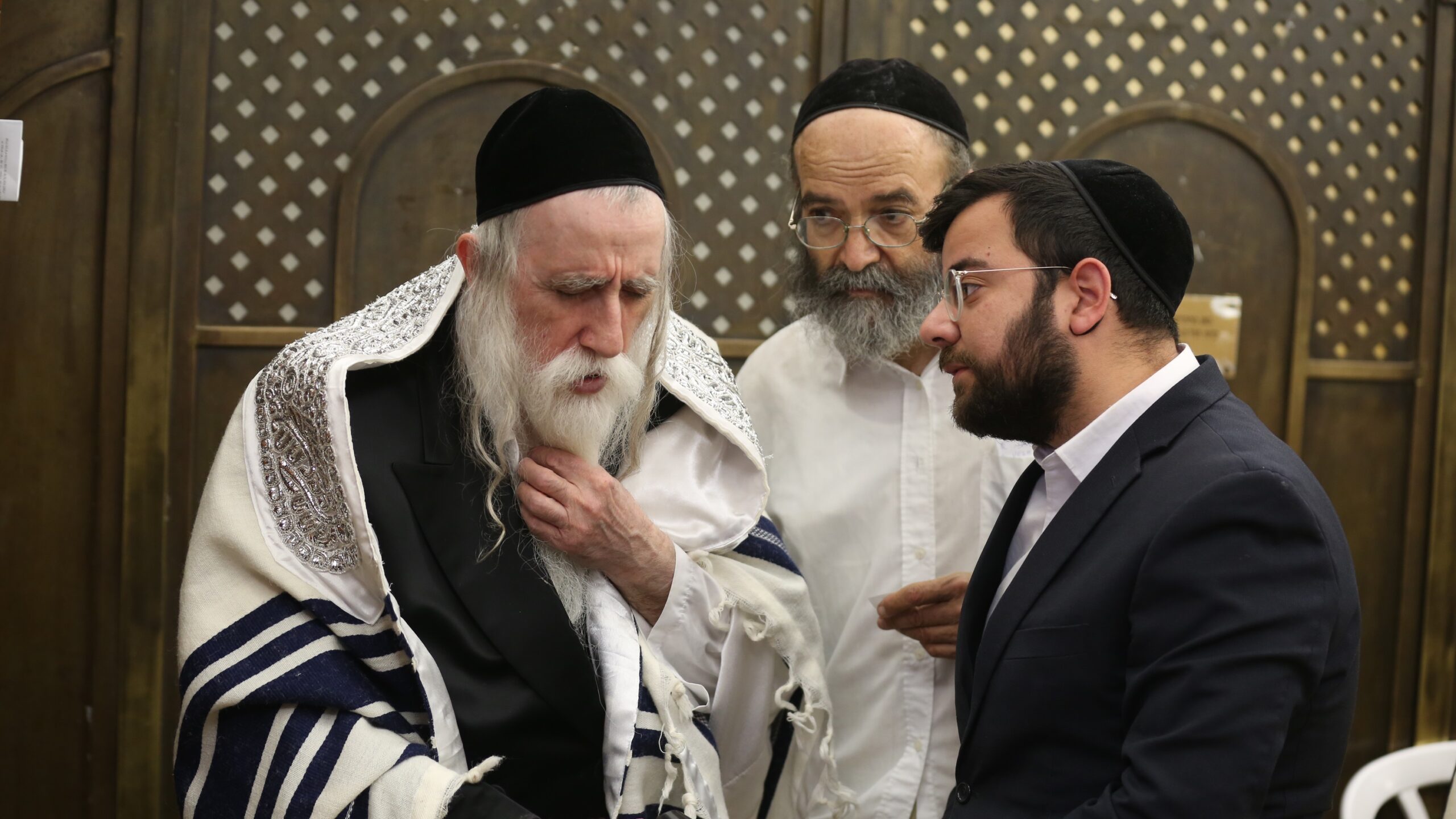 Jews - why does the West hate them so?