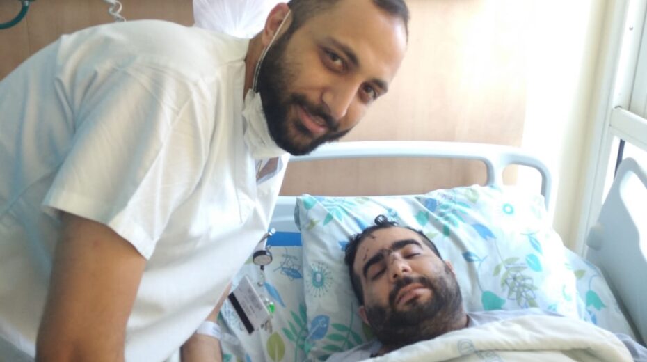 Arab Rescues Jew From Murderous Arab Mob