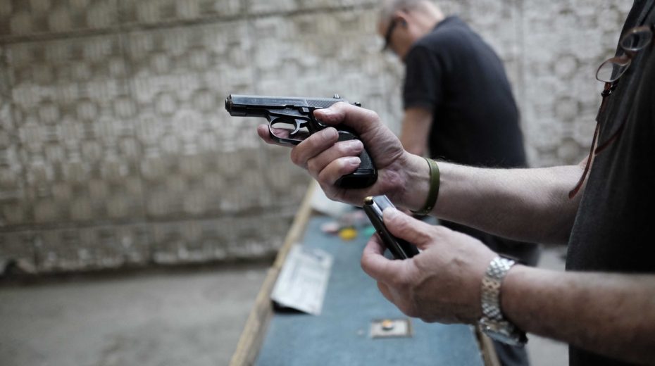 New Policy Encourages Armed Israeli Civilians to Engage Terrorists It is actually quite difficult to obtain a gun license in Israel.