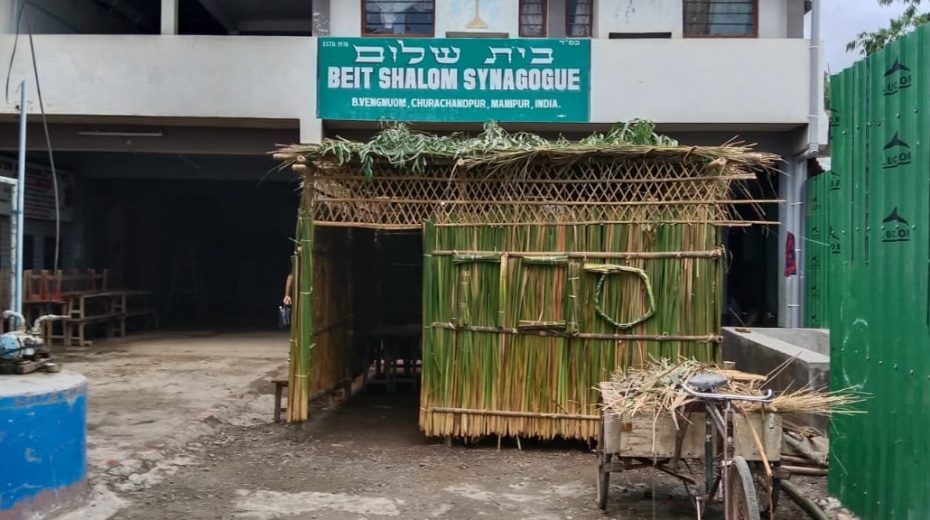 Lost Tribe Celebrates Sukkot A Bnei Menashe sukkah in northeastern India