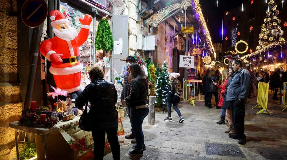 Why are Jews, But Not Christians Being Allowed Into Israel Over Christmas? The tourism industry and local shops have suffered a huge blow due to the lack of Christian tourists over the Christmas season. 