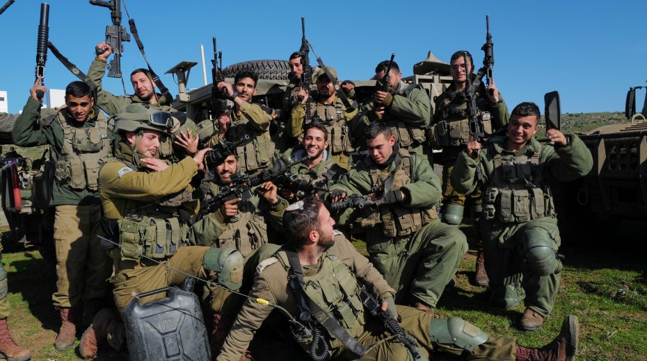 IN PHOTOS: Israeli Paratroopers Train on the Golan