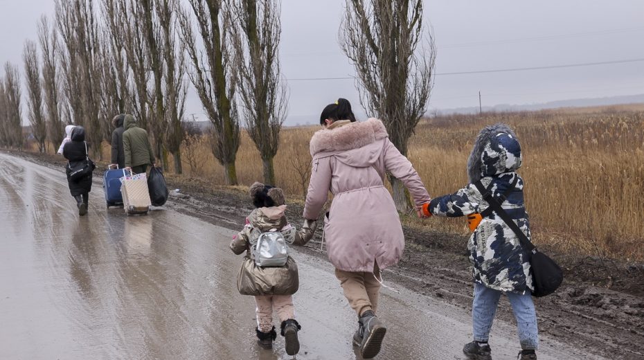 The Bedouin Consul Rescuing Israelis From Ukraine Refugees flee toward the western borders of Ukraine. There are still thousands of Israelis, both Jews and Arabs, in the war-torn country.