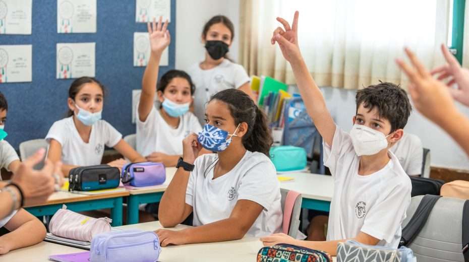 Israel Lifts Covid Mask Mandate Children will no longer be required to wear masks at school after Israel lifts its Covid mask mandate.