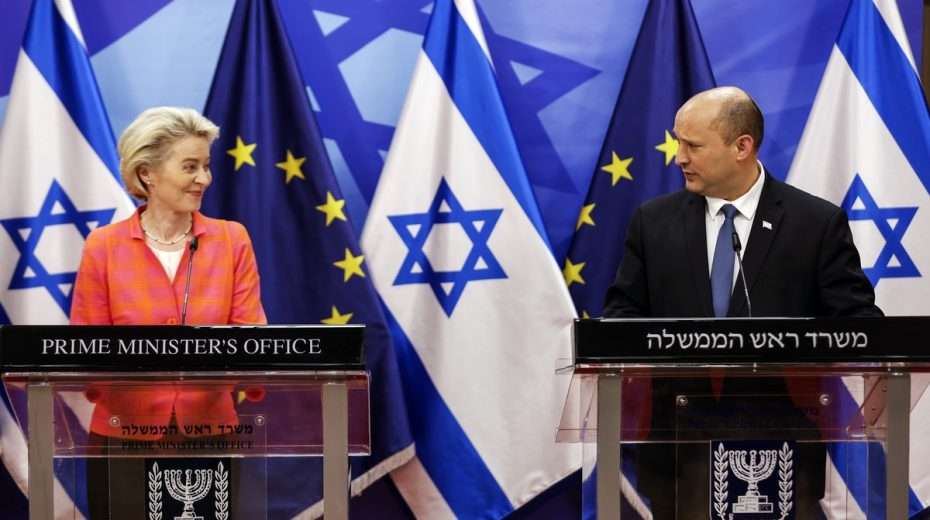 Israeli Prime Minister Naftali Bennett (R) and European Commission President Ursula Von Der Leyen (L), speak to the media before their meeting in Bennett's office in Jerusalem, Israel, 14 June 2022.
