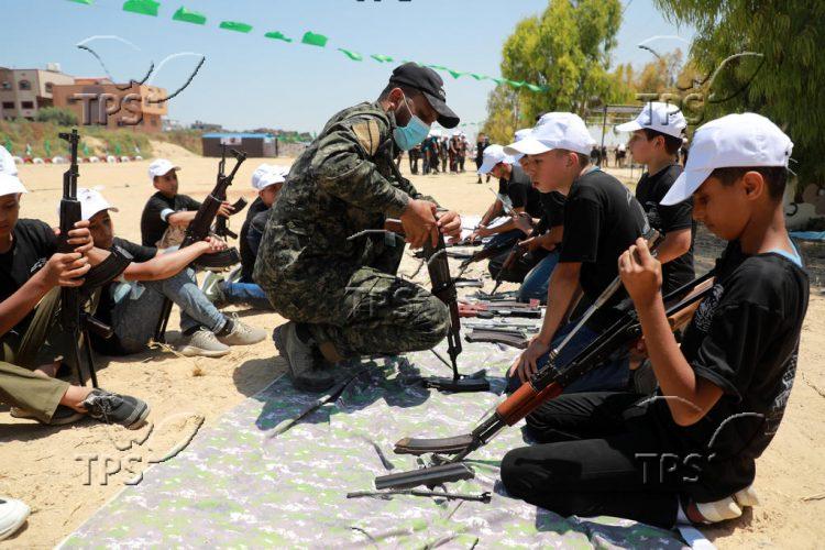 Mimicking Hamas, Fatah Launches Terror Camps for Children