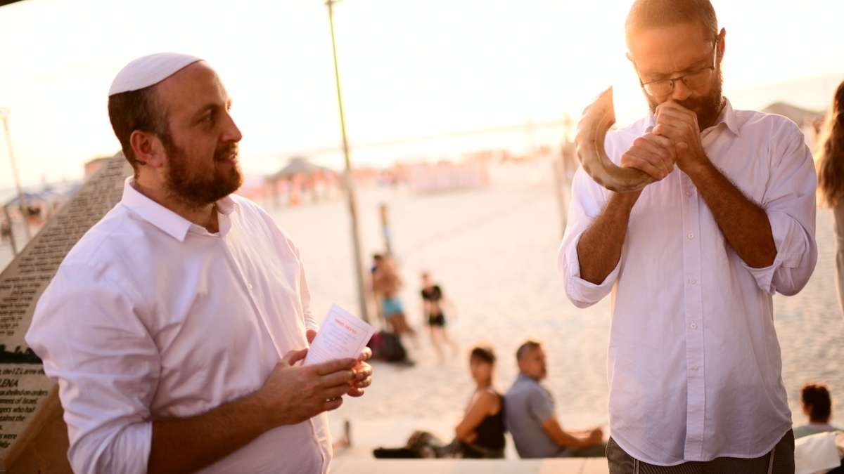 How an Iraqi Jewish family celebrates Rosh Hashanah