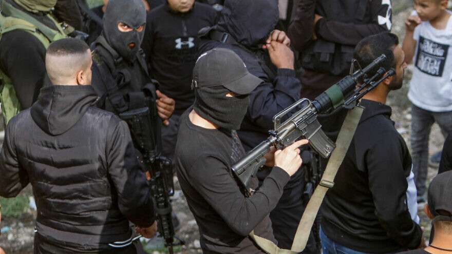 Bewaffnete Terroristen beherrschen die Straßen palästinensischer Städte wie Dschenin.