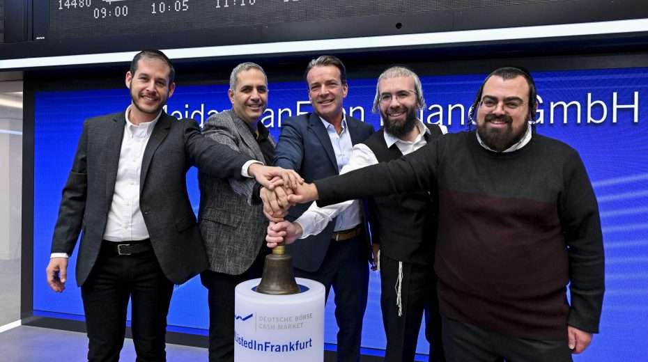 Die 5 Geschäftspartner (von links nach rechts): Zeev Greenberg, Sali Eilon, Doron Schneider, Yechiel Porush und Shmaryahu Adilmann.