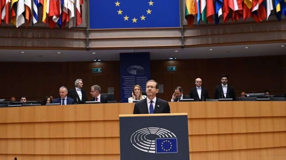 Israeli President Calls on Europe to Fight Online Antisemitism Israel President Isaac Herzog addresses European leaders in Brussels ahead of International Holocaust Remembrance Day.
