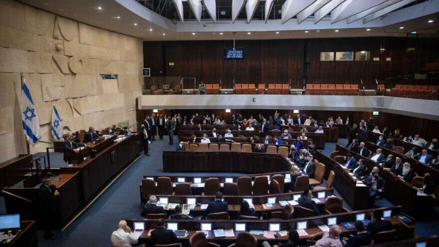 Es überrascht nicht, dass die Knesset zum Schauplatz lautstarker Debatten und leichter Ausschreitungen wurde, als die Abgeordneten über die Justizreform abstimmten.