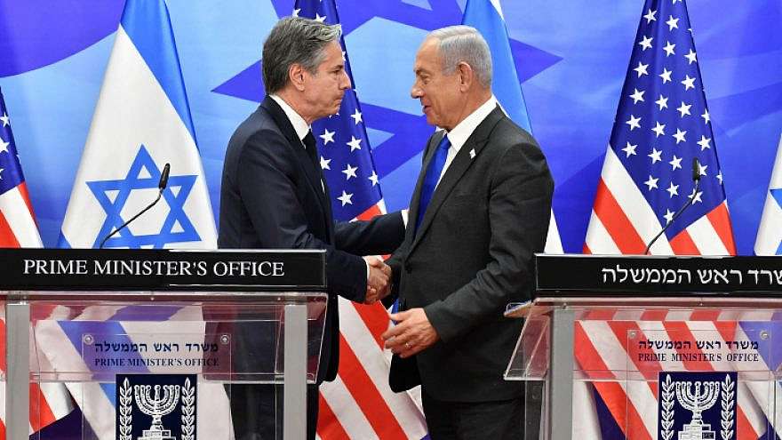 Der israelische Premierminister Benjamin Netanjahu mit US-Außenminister Antony Blinken bei einer gemeinsamen Pressekonferenz in Jerusalem