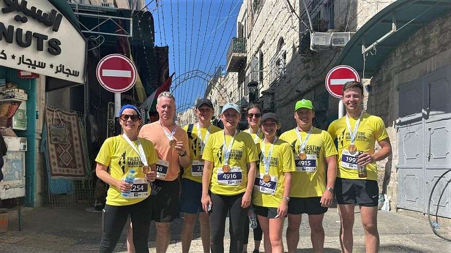 Amerika und Großbritannien. Marathon #TeamUK. Quelle: Twitter/Britisches Konsulat in Jerusalem.