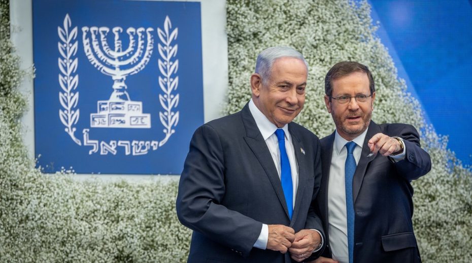Netanyahu Gets an Invitation to the White House Netanyahu will visit Washington, shortly after the current visit of President Isaac Herzog. Photo by Yonatan Sindel/Flash90