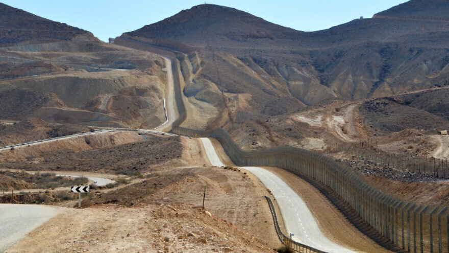 Two Israeli tourists killed in terror attack in Alexandria The Egyptian border as seen from Road 10 in southern Israel, Dec. 5, 2018. Photo by Yossi Zeliger/Flash90.