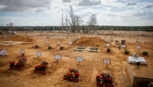 Graves in Kibbutz Be'eri. Many residents were also taken hostage. Photo Flash90