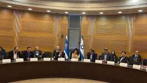 MKs Sharren Haskel (center) and Yuli Edelstein (on her right), Christian Knesset story