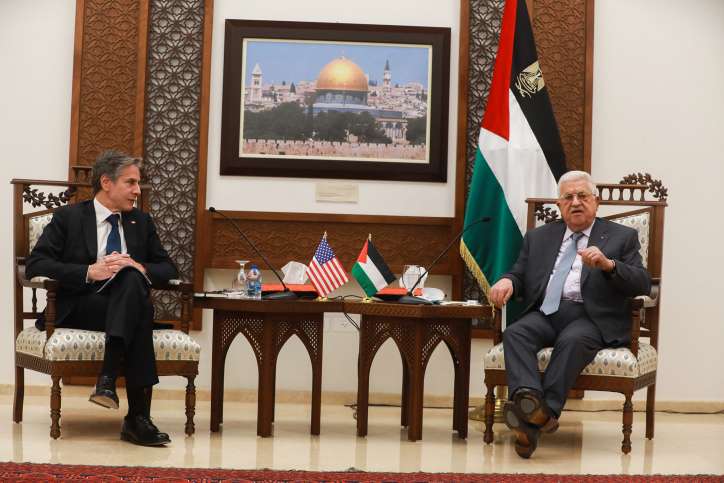Washington still sees the Palestinian Authority as a viable peace partner, even though it hasn't honored any of its commitments. Photo by Flash90