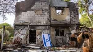 An aftermath of destruction caused by Hamas terrorists who entered Kibbutz Be'eri near the border between Israel and the Gaza Strip on October 7, 2023. Photo: Yonatan Sindel/Flash90