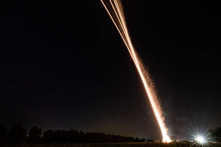 Illustration. Israeli interceptors light up the night sky. Photo by onatan Sindel/Flash90