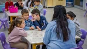 Israeli children in their Sderot classroom on their first day of school since the Oct. 7 massacre, March 3, 2024. Photo by Liron Moldovan/Flash90.