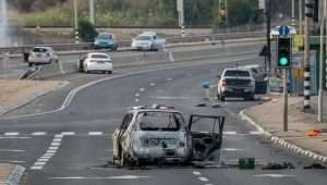 A highway near Sderot after Hamas terrorists killed Israelis en masse on Oct. 7, 2023. Photo by Jamal Awad/Flash90.