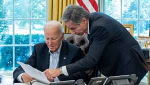 US President Joe Biden, joined by Secretary of State Antony Blinken, is briefed on the terrorist assault on Israel on Oct. 7, 2023, in the Oval Office of the White House. Credit: Cameron Smith/White House.