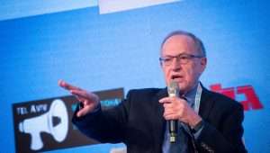 Professor Alan Dershowitz speaks at an event co-organized by Tel Aviv International Salon at the annual "Globes Business Conference" in Tel Aviv on December 11, 2016. Photo by Miriam Alster/FLASH90