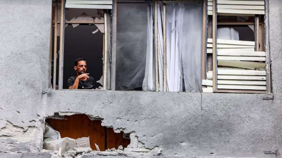 A rocket fired from Lebanon hits the northern Israeli city of Kiryat Shmona, May 5, 2024. Photo by David Cohen/Flash90.